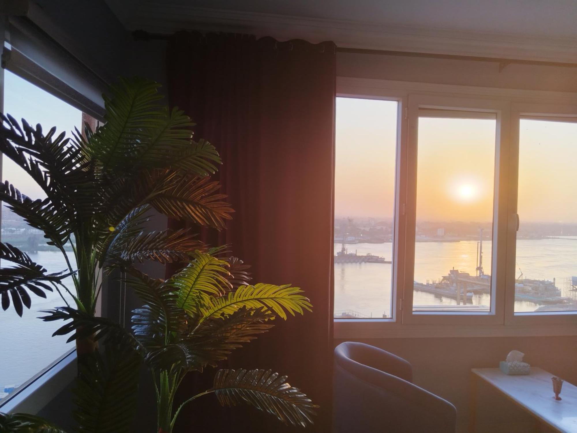 Nile Pyramidal View Apartment Cairo Exterior photo